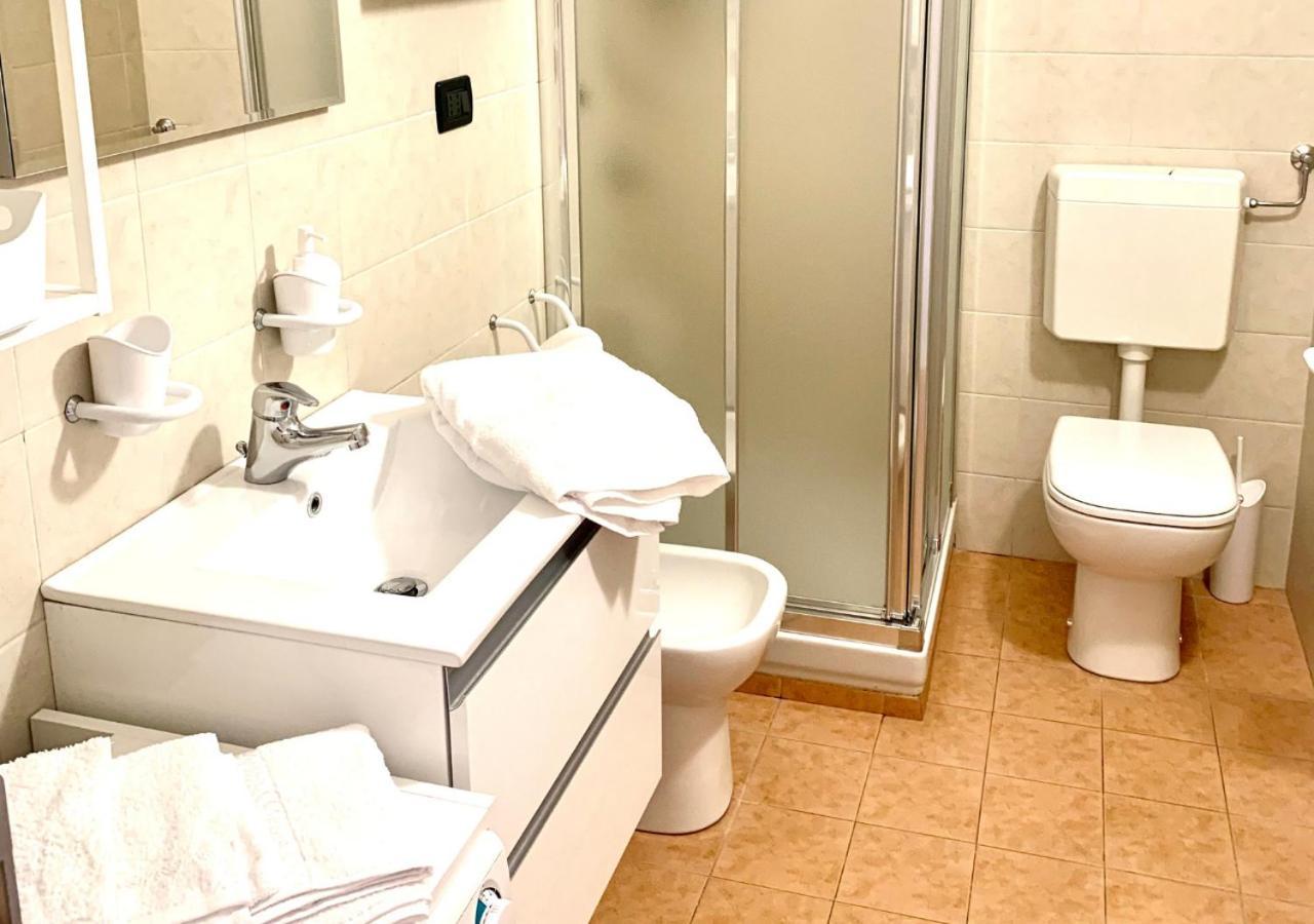 Gardalakeapartment A Sirmione Kültér fotó
