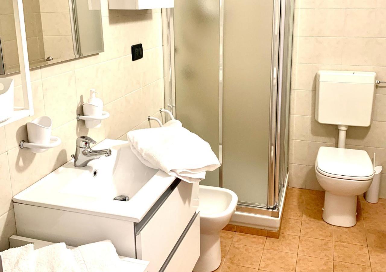 Gardalakeapartment A Sirmione Kültér fotó