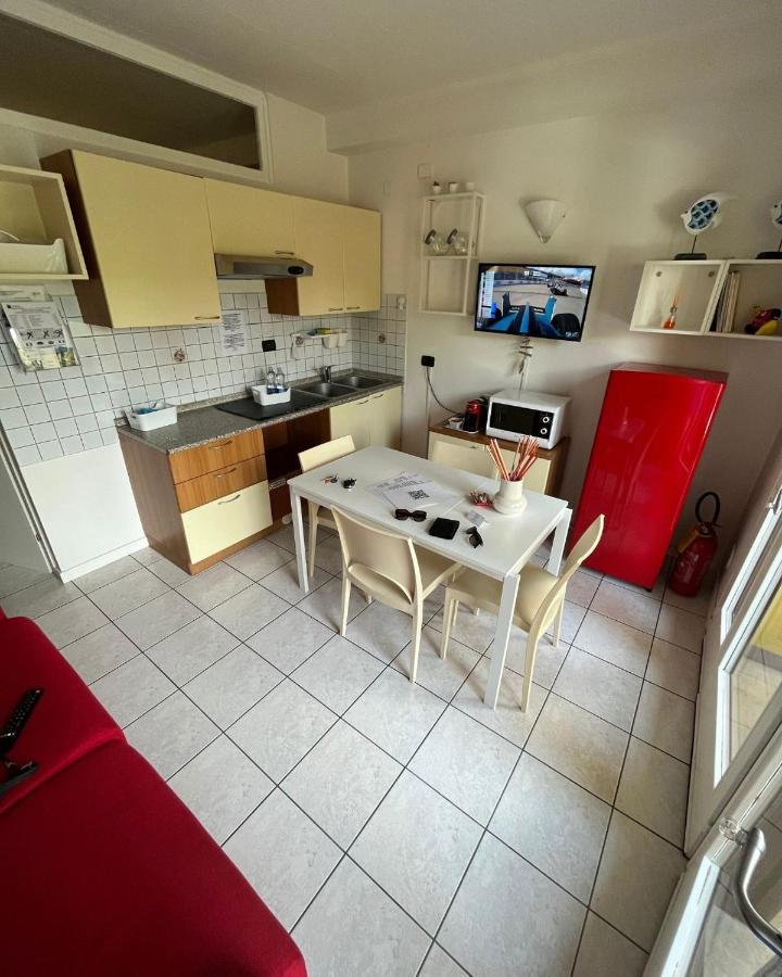 Gardalakeapartment A Sirmione Kültér fotó